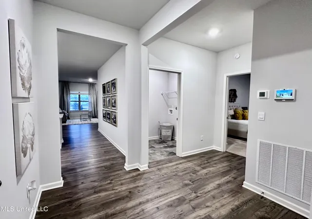 Photo 4 of Single family home for sale at 115 Pine St, Byhalia, MS 38611 | MLS# 4162210 | Listing updated on 2026-09-11