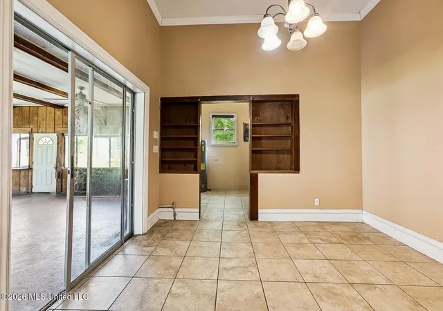 Photo 4 of Single family home for sale at 525 W Railroad Ave, Magnolia, MS 39652 | MLS# 4162224 | Listing updated on 2026-09-11