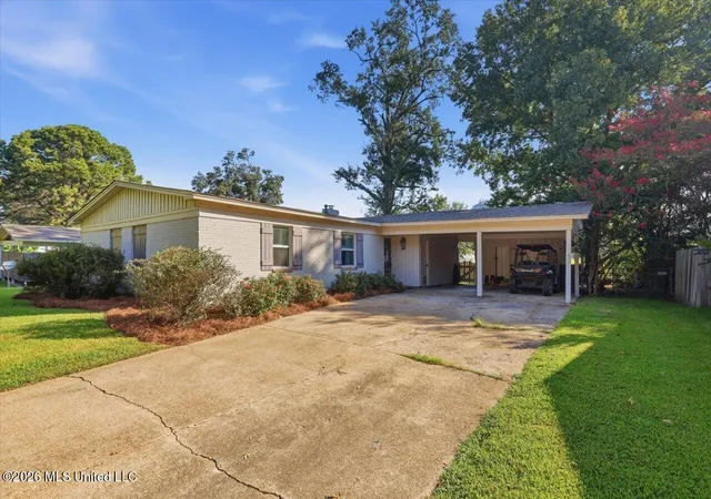 Photo 1 of Single family home for sale at 642 Berkshire St, Clinton, MS 39056 | MLS# 4162244 | Listing updated on 2026-09-12