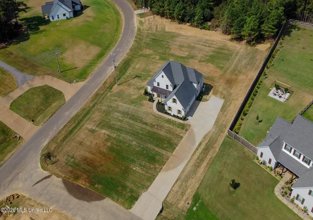 Photo 2 of Single family home for sale at 14160 Hidden Loop, Byhalia, MS 38611 | MLS# 4162263 | Listing updated on 2026-09-14