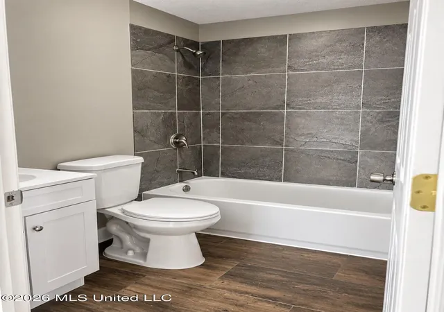 Photo 2 of Single family home for sale at 333 Spruce St, Clarksdale, MS 38614 | MLS# 4162255 | Listing updated on 2026-09-12
