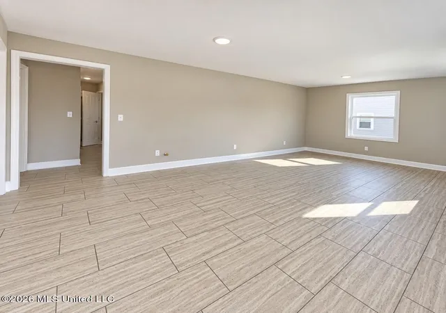 Photo 3 of Single family home for sale at 520 E Circle Ave, Clarksdale, MS 38614 | MLS# 4162259 | Listing updated on 2026-09-12