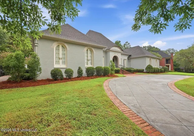 Photo 2 of Single family home for sale at 113 Cirencester Dr, Ridgeland, MS 39157 | MLS# 4162264 | Listing updated on 2026-09-12