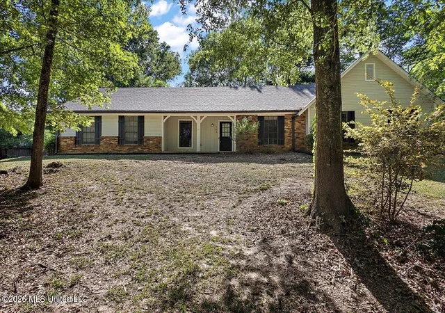 Photo 1 of Single family home for sale at 703 Parker Dr, Clinton, MS 39056 | MLS# 4162258 | Listing updated on 2026-09-12