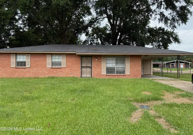 Photo 1 of Single family home for sale at 6735 Harry S Truman Dr, Jackson, MS 39213 | MLS# 4162261 | Listing updated on 2026-09-12