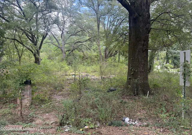 Photo 1 of Land for sale at 2950 Barwood Dr, Jackson, MS 39212 | MLS# 4162284 | Listing updated on 2026-09-14