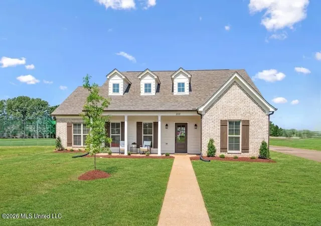 Photo 1 of Sale Pending at 2294 Scott Mdws Ln, Hernando, MS 38632 | MLS# 4162300 | Listing updated on 2026-09-12