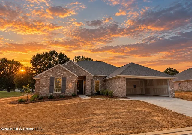 Photo 1 of Single family home for sale at 555 Patrick Farms Dr, Pearl, MS 39208 | MLS# 4162299 | Listing updated on 2026-10-19