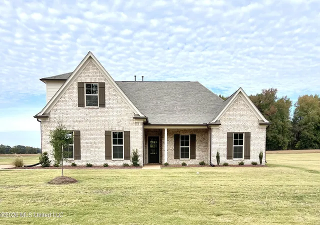 Photo 1 of Sale Pending at 2307 Josie Ln, Hernando, MS 38632 | MLS# 4162311 | Listing updated on 2026-09-12
