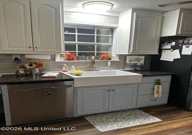 Photo 3 of Single family home for sale at 2201 Guillotteville Rd, Gautier, MS 39553 | MLS# 4162332 | Listing updated on 2026-10-12