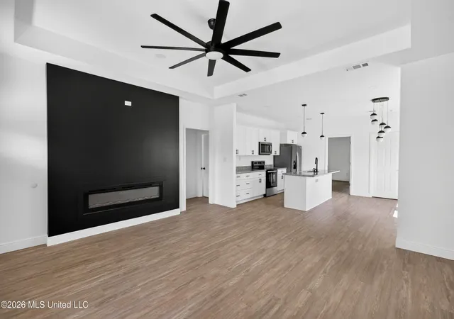 Photo 1 of Single family home for sale at 1524 Wynedote Dr, Gautier, MS 39553 | MLS# 4162325 | Listing updated on 2026-10-21