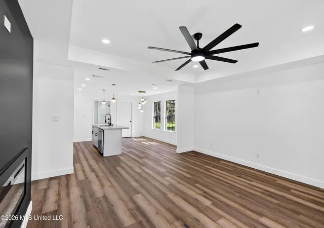 Photo 2 of Single family home for sale at 1528 Wynedote Dr, Gautier, MS 39553 | MLS# 4162327 | Listing updated on 2026-10-21