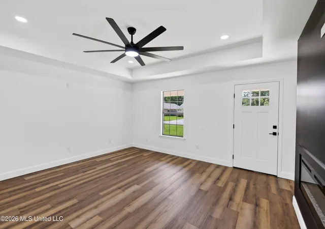 Photo 4 of Single family home for sale at 1528 Wynedote Dr, Gautier, MS 39553 | MLS# 4162327 | Listing updated on 2026-10-21