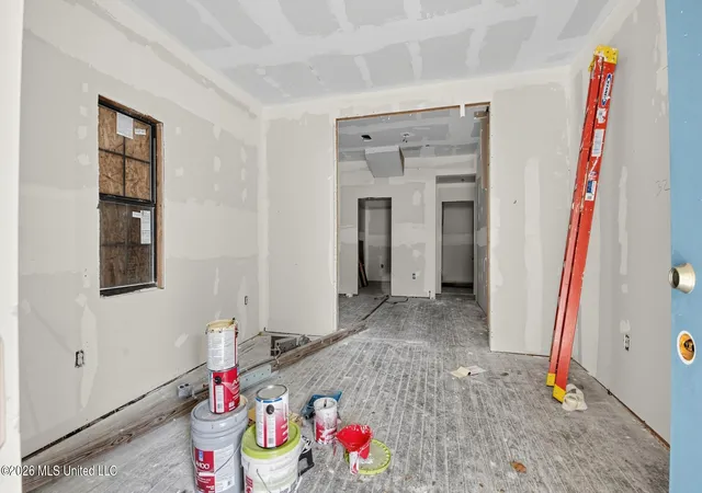 Photo 4 of Sale Pending at 213 Oak St, Greenwood, MS 38930 | MLS# 4162337 | Listing updated on 2026-10-15