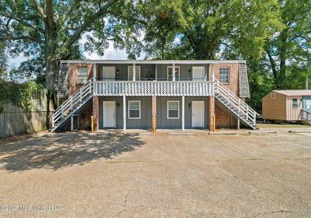 Photo 1 of Sale Pending at 806 Maxwell Dr, Hattiesburg, MS 39401 | MLS# 4162347 | Listing updated on 2026-10-12