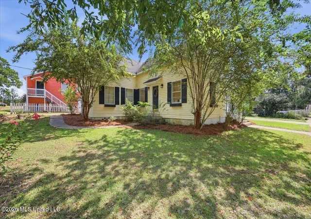 Photo 3 of Single family home for sale at 519 N Main St, Mendenhall, MS 39114 | MLS# 4162614 | Listing updated on 2026-09-27