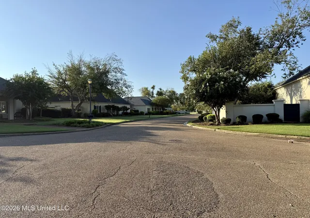 Photo 2 of Single family home for sale at 1006 River Birch Cvs, Greenwood, MS 38930 | MLS# 4162456 | Listing updated on 2026-10-05