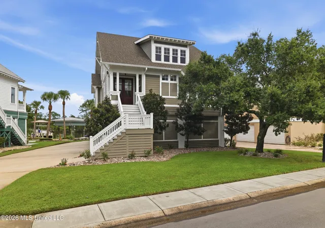 Photo 1 of Sale Pending at 68 Bayou Cir, Gulfport, MS 39507 | MLS# 4162432 | Listing updated on 2026-10-02
