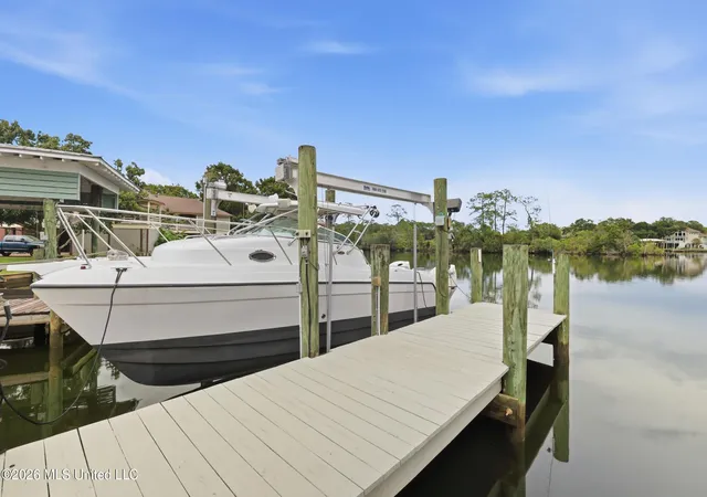 Photo 3 of Sale Pending at 68 Bayou Cir, Gulfport, MS 39507 | MLS# 4162432 | Listing updated on 2026-10-02