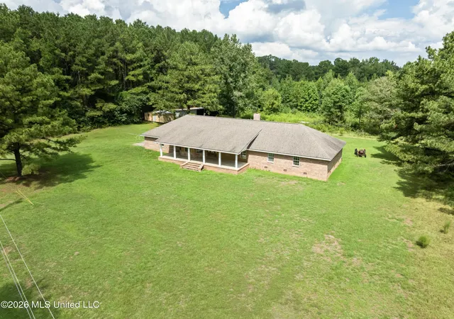 Photo 1 of Single family home for sale at 28 J D Aultman Rd, Sumrall, MS 39482 | MLS# 4162410 | Listing updated on 2026-10-26
