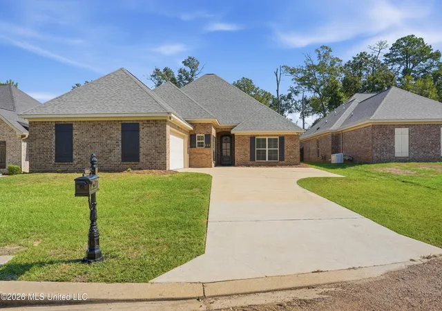 Photo 1 of Single family home for sale at 111 Ashley Park Dr, Byram, MS 39272 | MLS# 4162862 | Listing updated on 2026-10-12