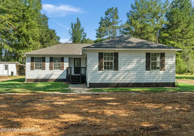 Photo 1 of Sale Pending at 49 Stump Town Rd, Silver Creek, MS 39663 | MLS# 4162550 | Listing updated on 2026-10-03