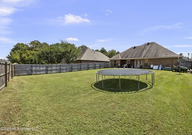 Photo 4 of Sale Pending at 376 Austin Cir, Brandon, MS 39047 | MLS# 4162497 | Listing updated on 2026-10-11