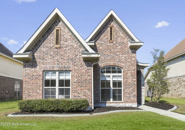 Photo 2 of Single family home for sale at 526 Palm Breeze Dr, Ocean Springs, MS 39564 | MLS# 4163389 | Listing updated on 2026-10-12