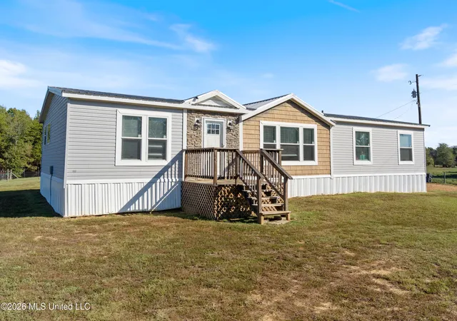 Photo 2 of Sale Pending at 111 Rowell Rd, Coldwater, MS 38618 | MLS# 4165465 | Listing updated on 2026-10-17
