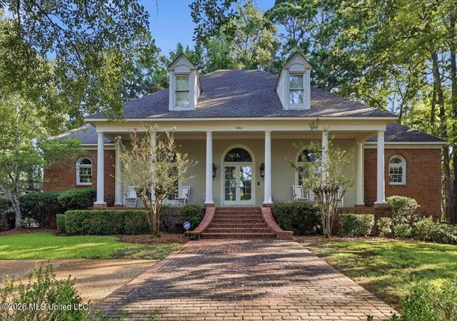 Photo 1 of Single family home for sale at 1960 Petit Bois St, Jackson, MS 39211 | MLS# 4162567 | Listing updated on 2026-09-15