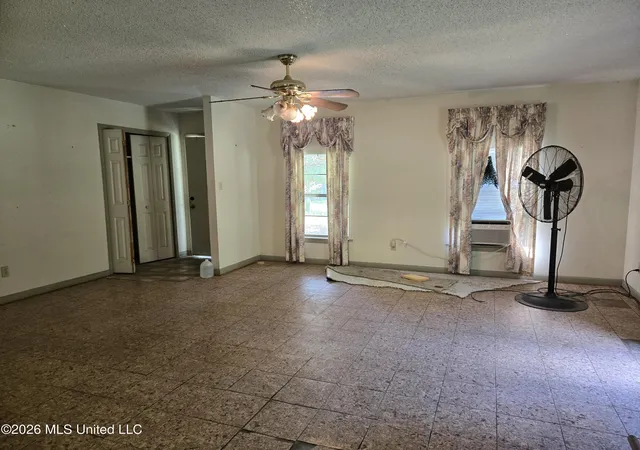 Photo 3 of Sale Pending at 247 Lakeside Dr, Carriere, MS 39426 | MLS# 4162697 | Listing updated on 2026-09-23