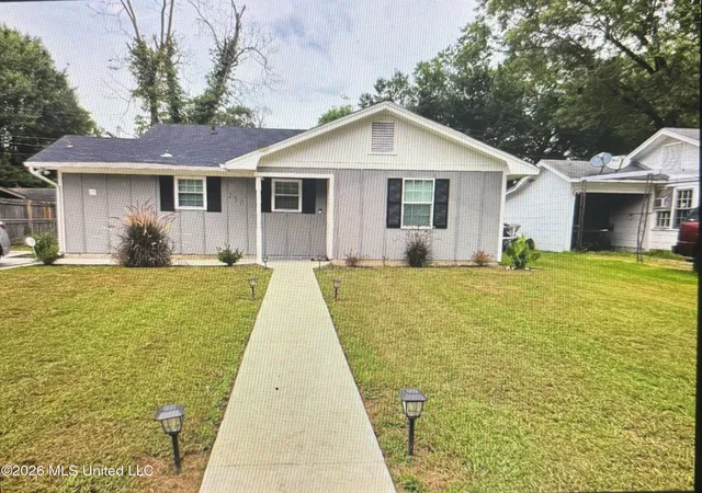 Single family home for sale at 257 N Cotton Dr, Greenville, MS 38701 | MLS# 4162595