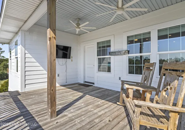 Photo 4 of Single family home for sale at 4030 Mindanao St, Bay Saint Louis, MS 39520 | MLS# 4162667 | Listing updated on 2026-10-14