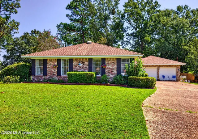 Photo 1 of Single family home for sale at 674 Hilo St, Diamondhead, MS 39525 | MLS# 4162810 | Listing updated on 2026-09-18
