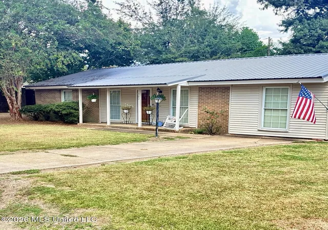 Single family home for sale at 502 Kelli Ave, Belzoni, MS 39038 | MLS# 4162677
