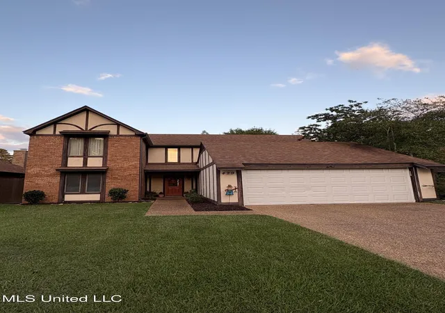 Photo 1 of Single family home for sale at 429 Bradford Dr, Brandon, MS 39047 | MLS# 4162590 | Listing updated on 2026-09-16