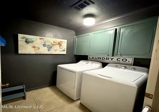 Photo 3 of Single family home for sale at 429 Bradford Dr, Brandon, MS 39047 | MLS# 4162590 | Listing updated on 2026-09-16