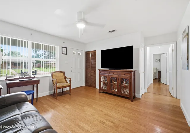 Photo 2 of Single family home for sale at 2331 Middlecoff Dr, Gulfport, MS 39507 | MLS# 4162784 | Listing updated on 2026-09-18