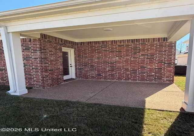 Photo 1 of Single family home for sale at 6068 Hickory Point Dr, Walls, MS 38680 | MLS# 4165231 | Listing updated on 2026-10-12