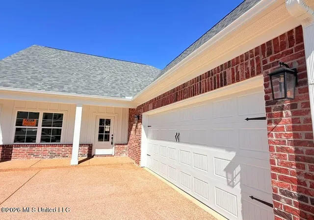 Photo 4 of Single family home for sale at 6068 Hickory Point Dr, Walls, MS 38680 | MLS# 4165231 | Listing updated on 2026-10-12