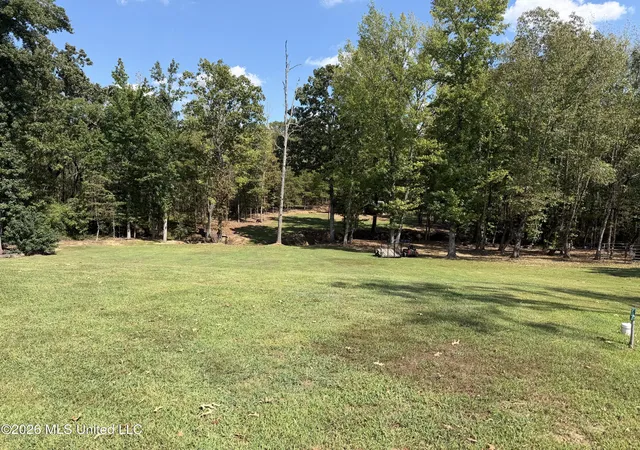 Photo 2 of Sale Pending at 232 Cross Crk Cvs, Byhalia, MS 38611 | MLS# 4162897 | Listing updated on 2026-09-21