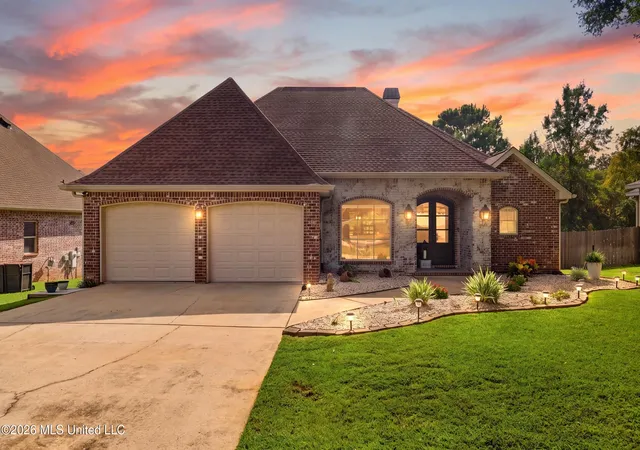 Photo 1 of Sale Pending at 721 Clover Pl, Biloxi, MS 39532 | MLS# 4162706 | Listing updated on 2026-09-25