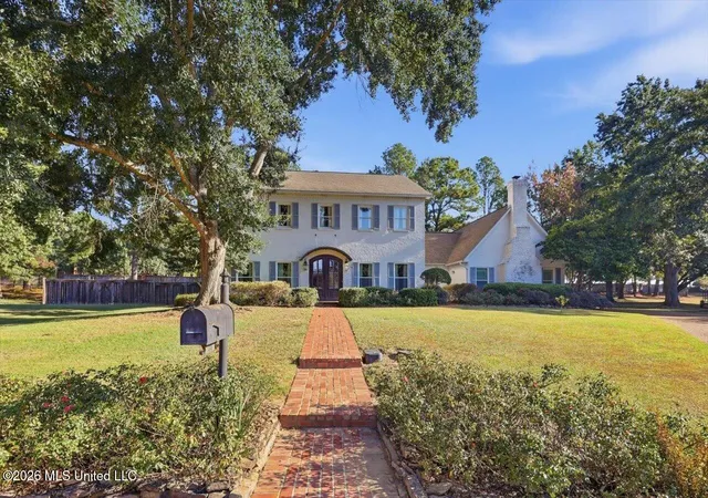 Photo 2 of Single family home for sale at 31 Polo Dr, Jackson, MS 39211 | MLS# 4163083 | Listing updated on 2026-10-16