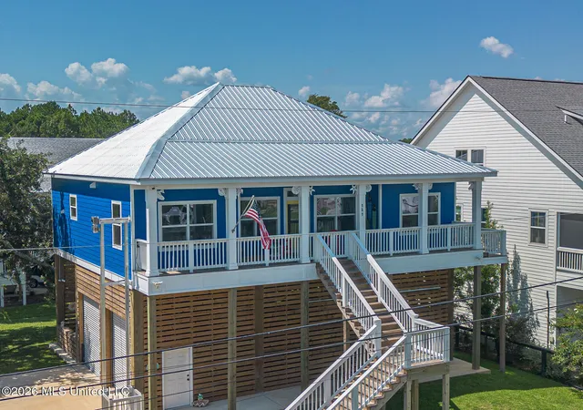 Photo 2 of Single family home for sale at 131 Beach View Dr, Pass Christian, MS 39571 | MLS# 4162867 | Listing updated on 2026-10-09