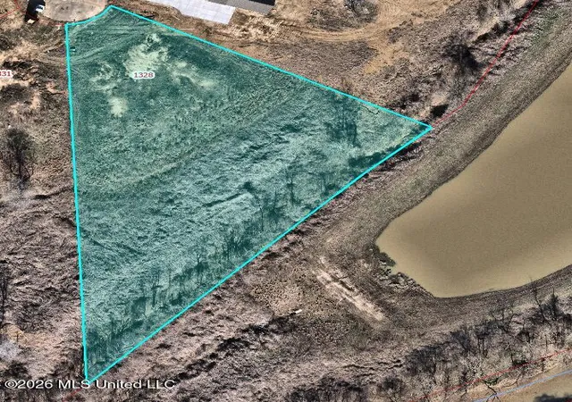 Land for sale at 1328 Pebble Cvs, Byhalia, MS 38611 | MLS# 4162736