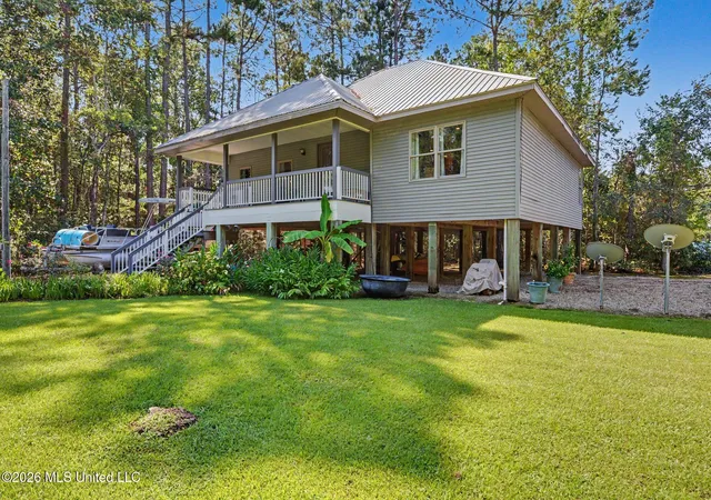 Photo 2 of Single family home for sale at 6040 Choctaw Pl, Kiln, MS 39556 | MLS# 4162917 | Listing updated on 2026-10-13