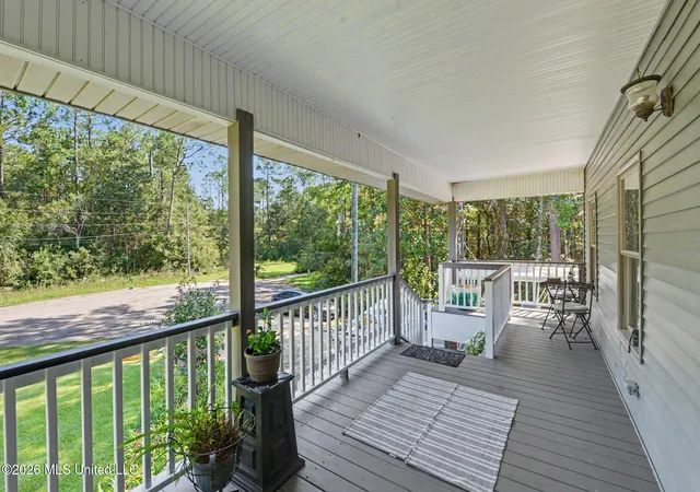 Photo 3 of Single family home for sale at 6040 Choctaw Pl, Kiln, MS 39556 | MLS# 4162917 | Listing updated on 2026-10-13