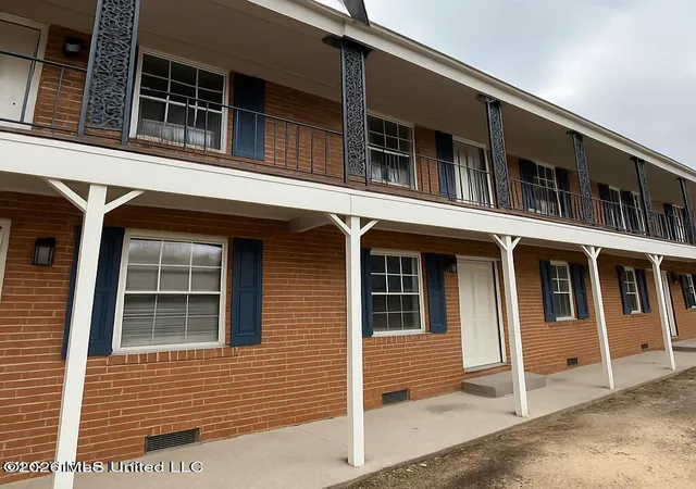 Photo 1 of Sale Pending at 212a N Church St, Brookhaven, MS 39601 | MLS# 4162745 | Listing updated on 2026-10-05