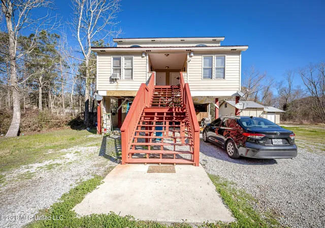 Photo 2 of Multi family home for sale at 8704 Palm Ave, Ocean Springs, MS 39564 | MLS# 4162749 | Listing updated on 2026-09-17