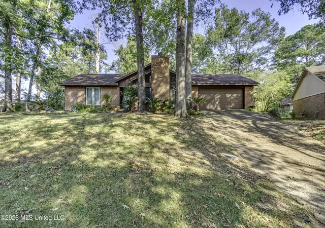 Photo 1 of Single family home for sale at 405 Deborah Cir, Jackson, MS 39212 | MLS# 4162771 | Listing updated on 2026-09-29